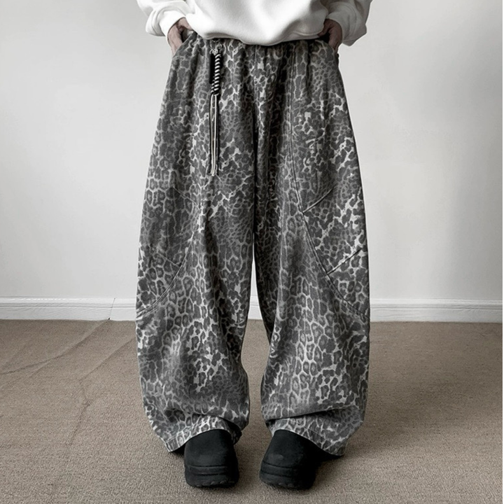 Translation missing: en.cd2000 - Baggy Leopard Unisex Jeans